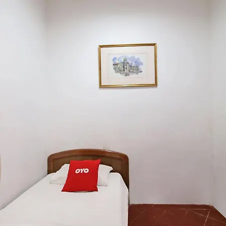Oyo 89562 Hotel Shalimar Kuala Lumpur Exterior photo
