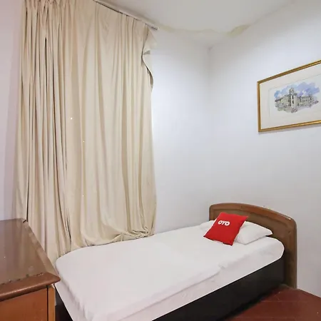 Oyo 89562 Hotel Shalimar Kuala Lumpur Exterior photo